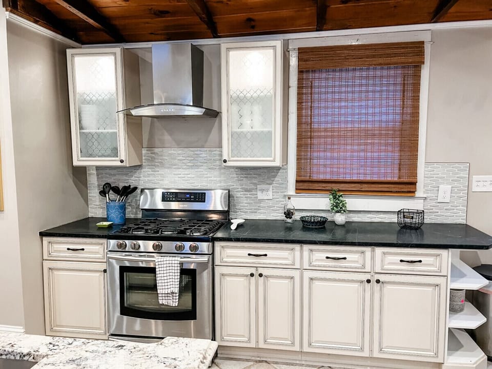 Kitchen - gas range