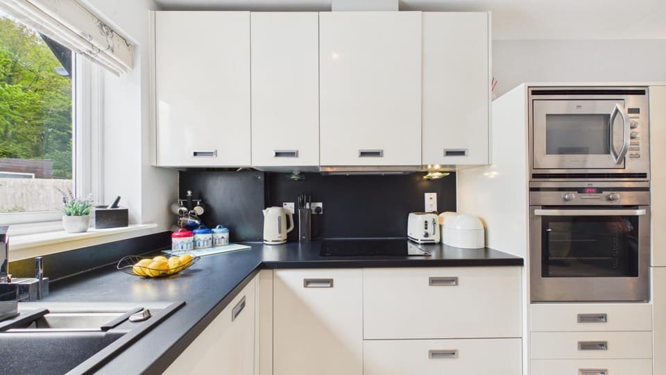 The Beachhouse - 2 Bed Townhouse - Saundersfoot (28509)