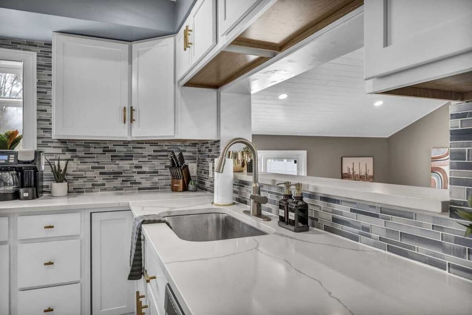 Feel instantly at home in our kitchen, where warmth, functionality, and modern design come together for a delightful cooking experience.