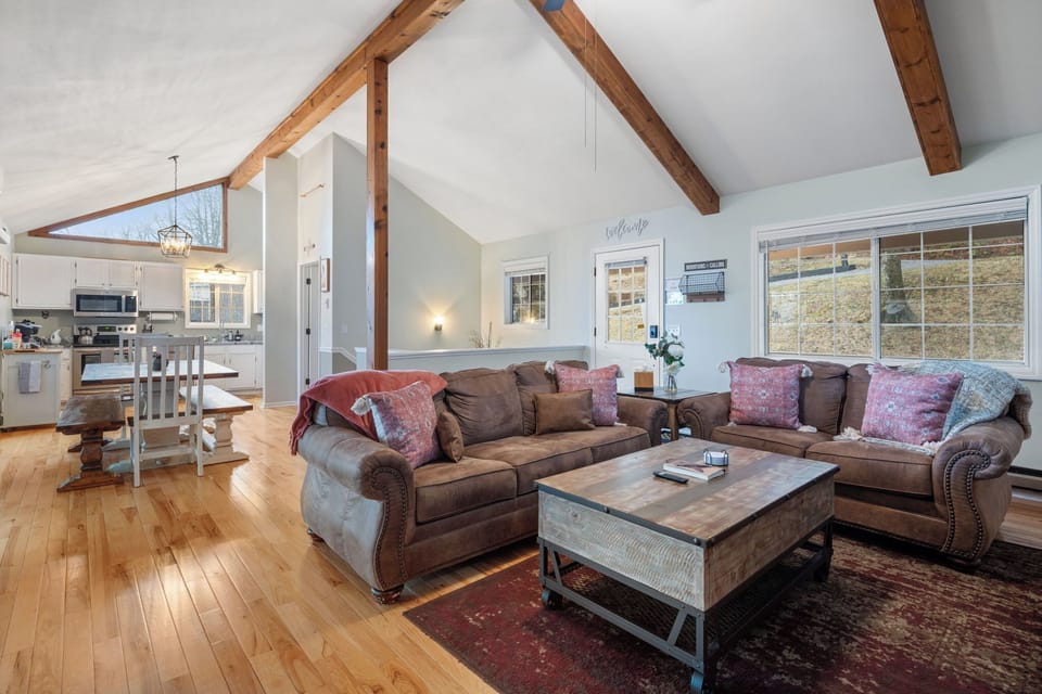 Light and Bright Layout