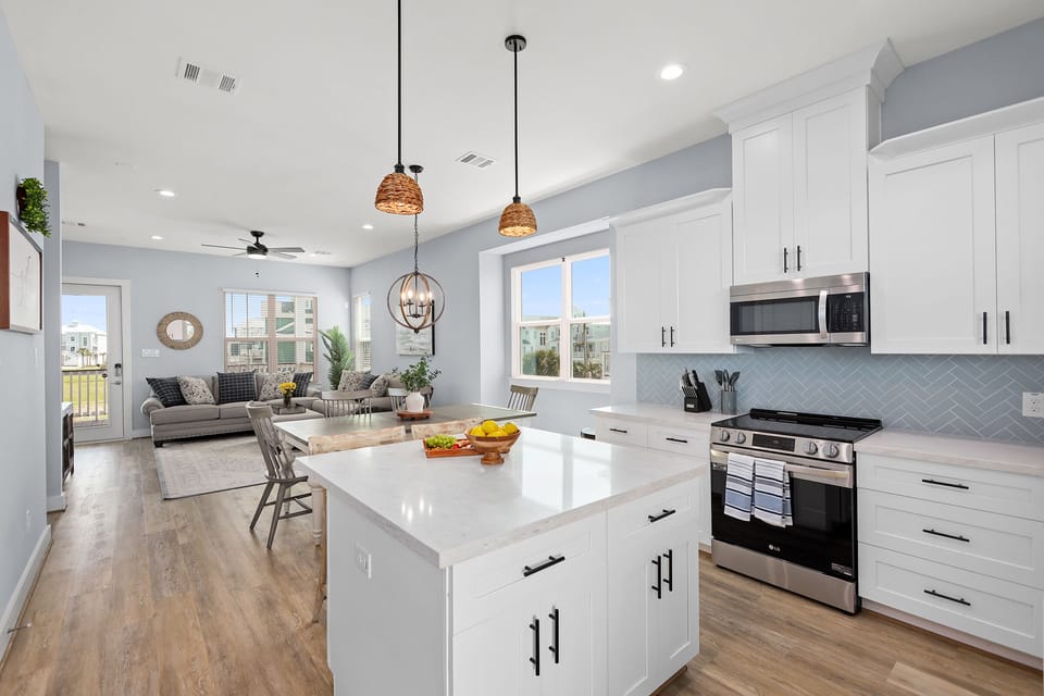 Fully equipped kitchen