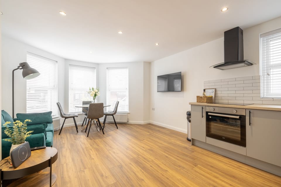 Living dining kitchen with TV 