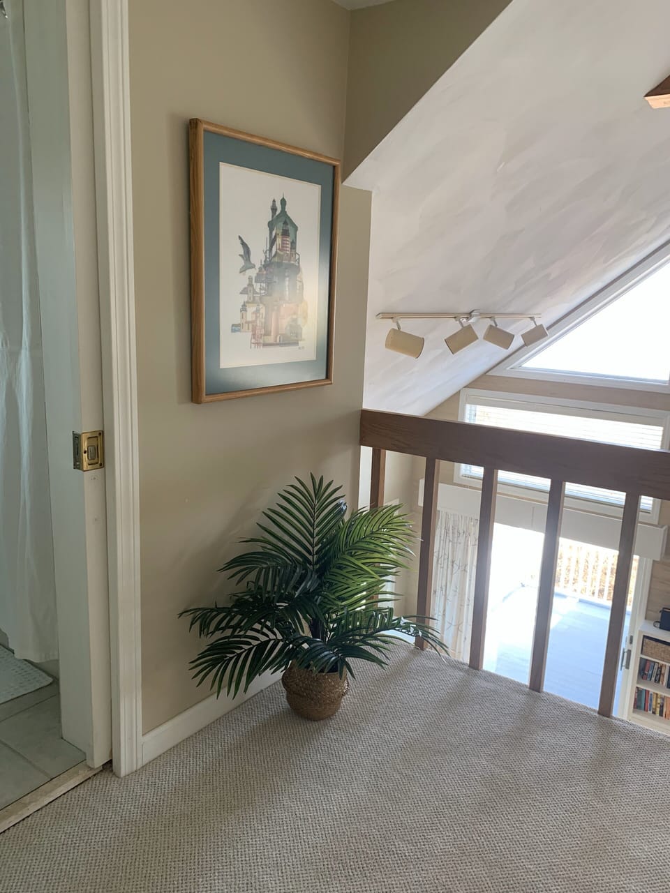 Loft/stairs (third floor)