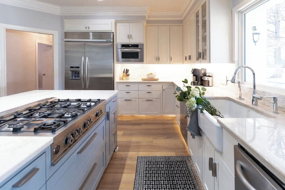 Fully Equipped Kitchen - Walker Luxury Vacation Rentals