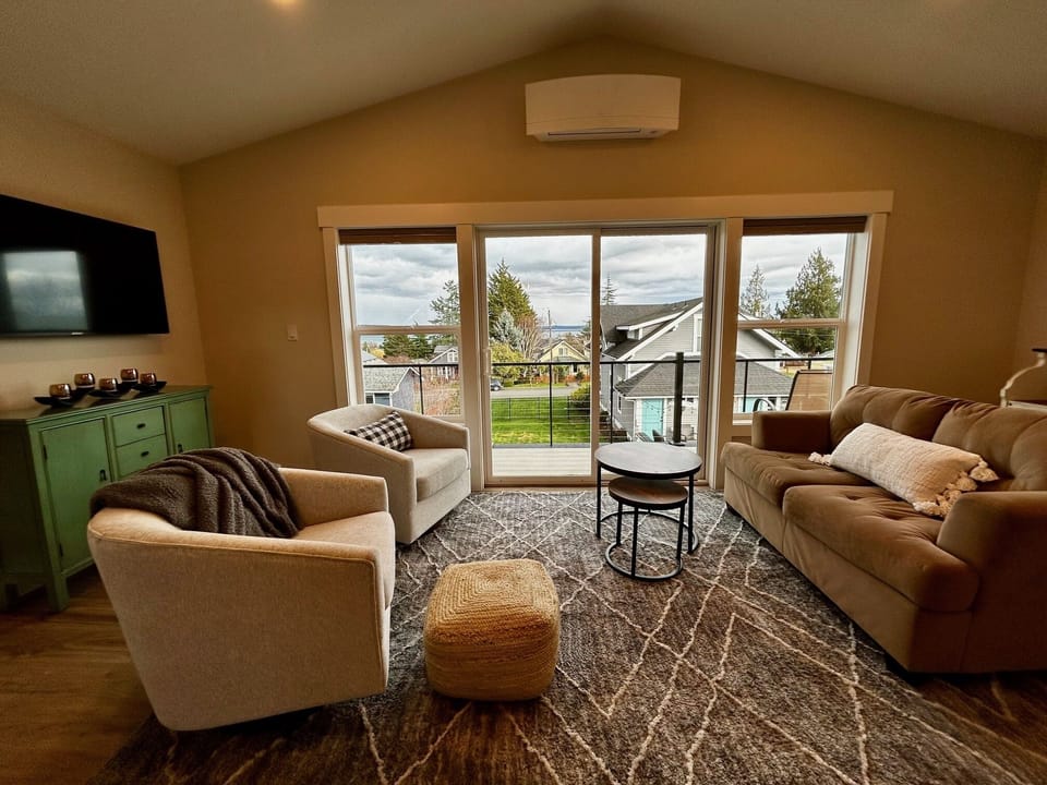 Bright, cozy living room space