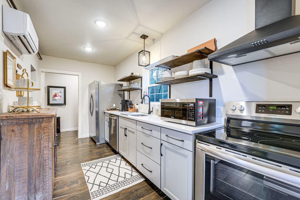 Kitchen | Cooking Basics | Coffee Maker | Toaster | 1st Floor