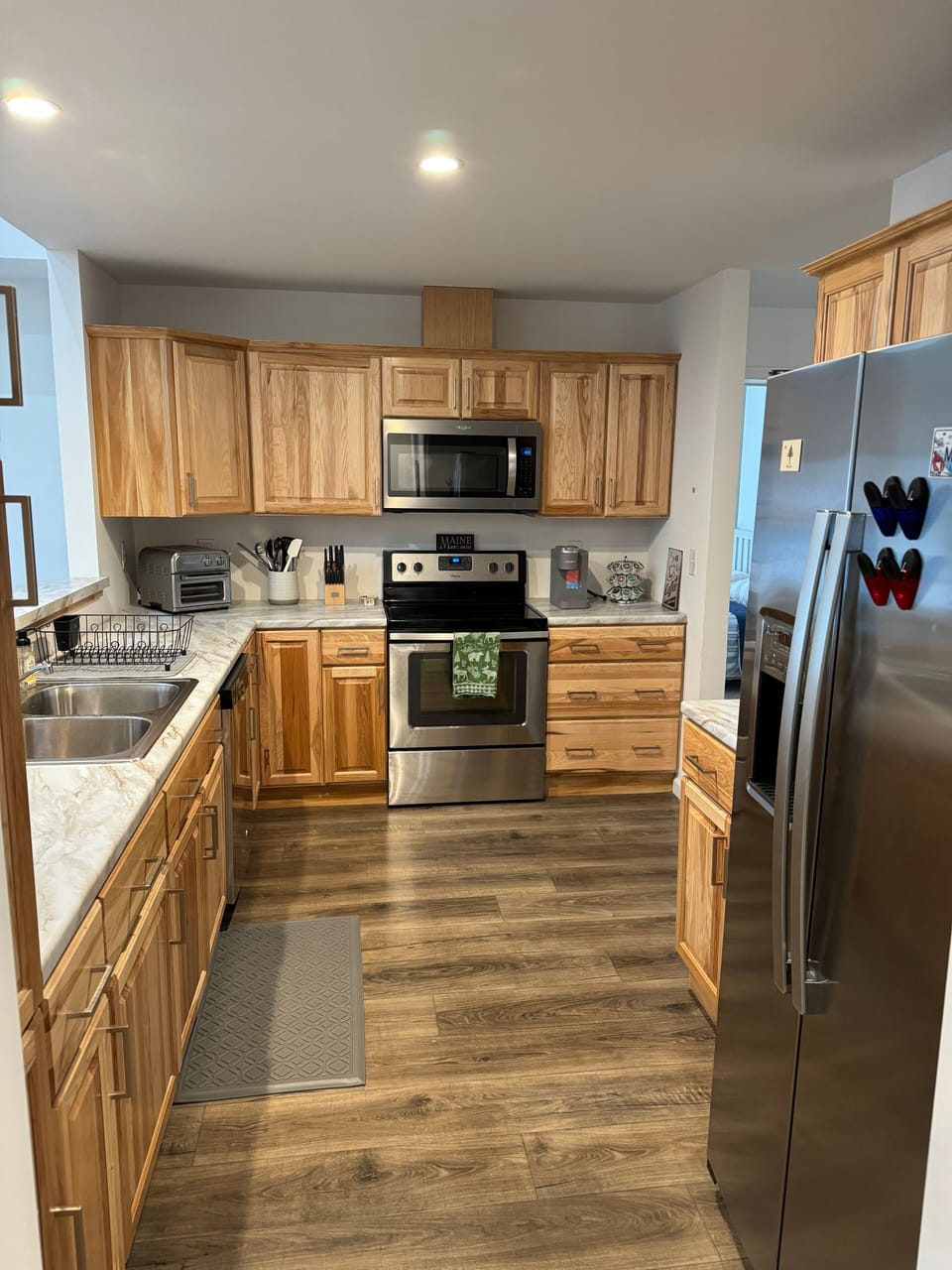 Full kitchen