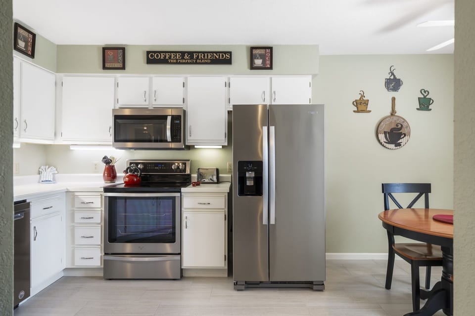 Full Kitchen with Major Appliances