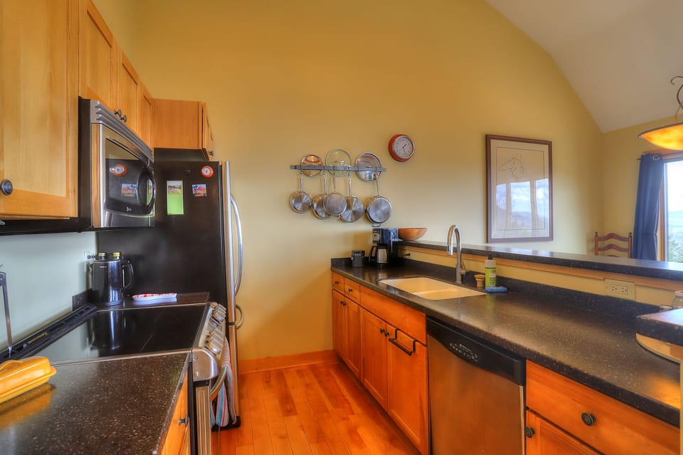 Fully equipped kitchen