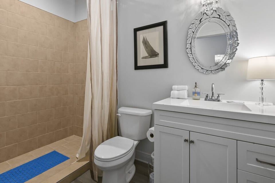 Hotel Pass Christian Jr Suite 303