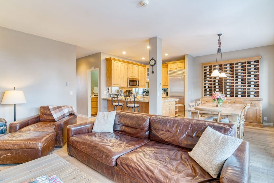 Kick back and relax after a long day on the slopes.