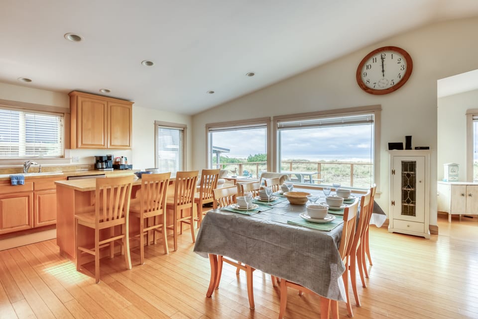 Dining Room/Kitchen