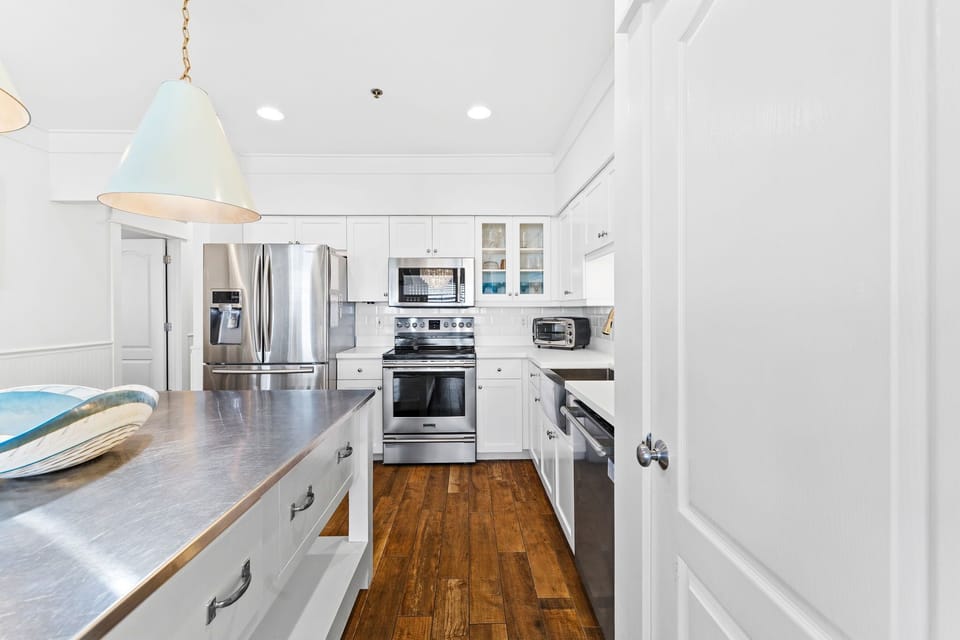 Alternate View of the Kitchen