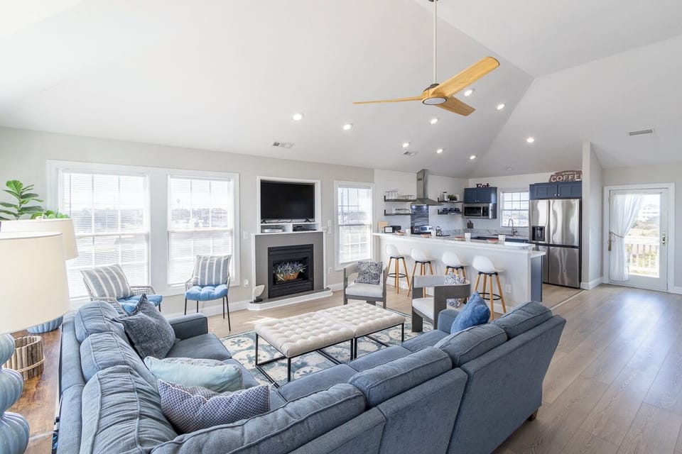 Top Level Living Area