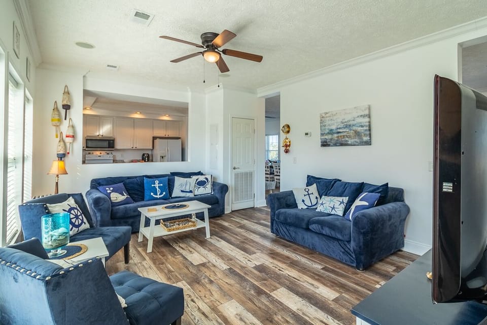 Top Level Living Area