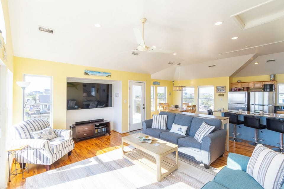 Top Level Living Area