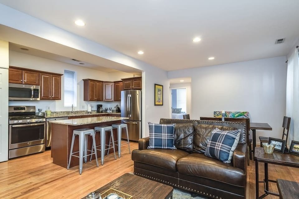 Living Room / Dining Room