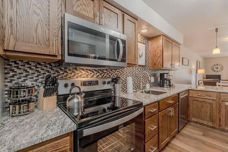 Fully equipped kitchen