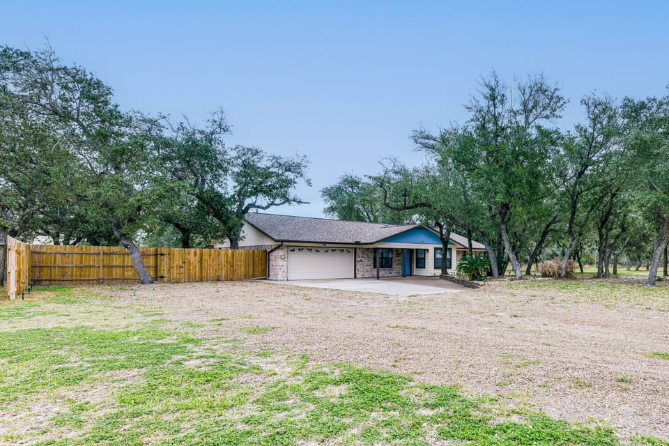 Home Exterior | Private Pool | Screened Lanai