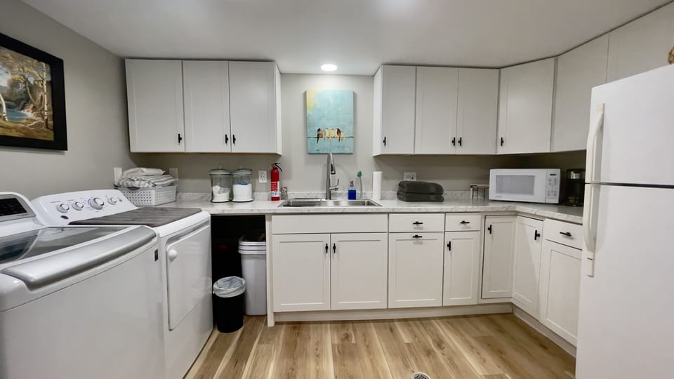 Kitchen and laundry