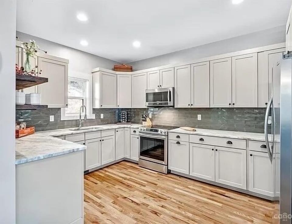 Fully stocked kitchen