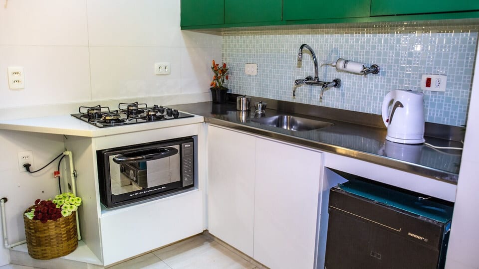Equipped and decorated kitchen