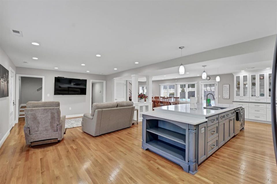 Main Floor Sitting Area 2