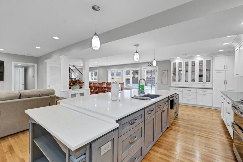 Main Floor Kitchen