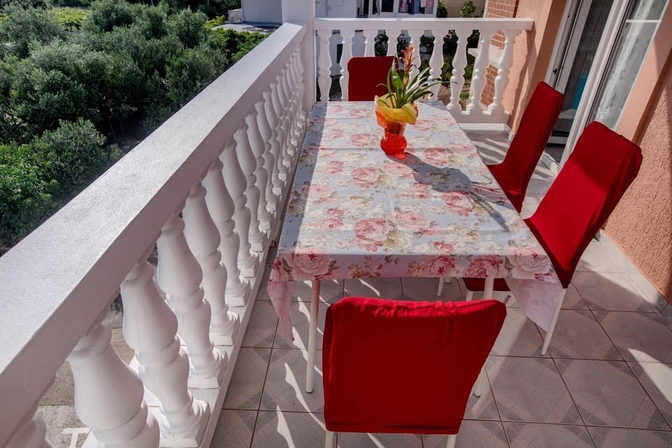 Balcony 1