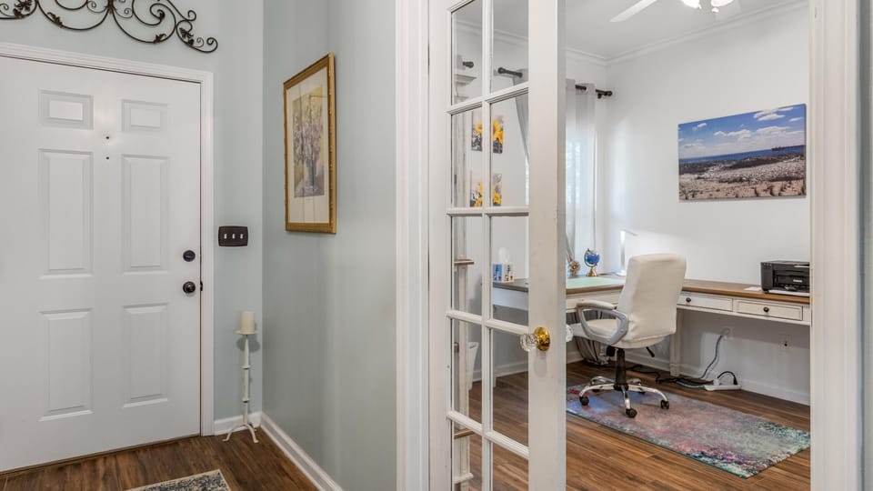 Fourth Bedroom - Full Bed (Not Pictured)