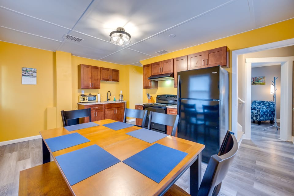 Dining Area | Dishware & Flatware Provided | Central Heat | 1st Floor