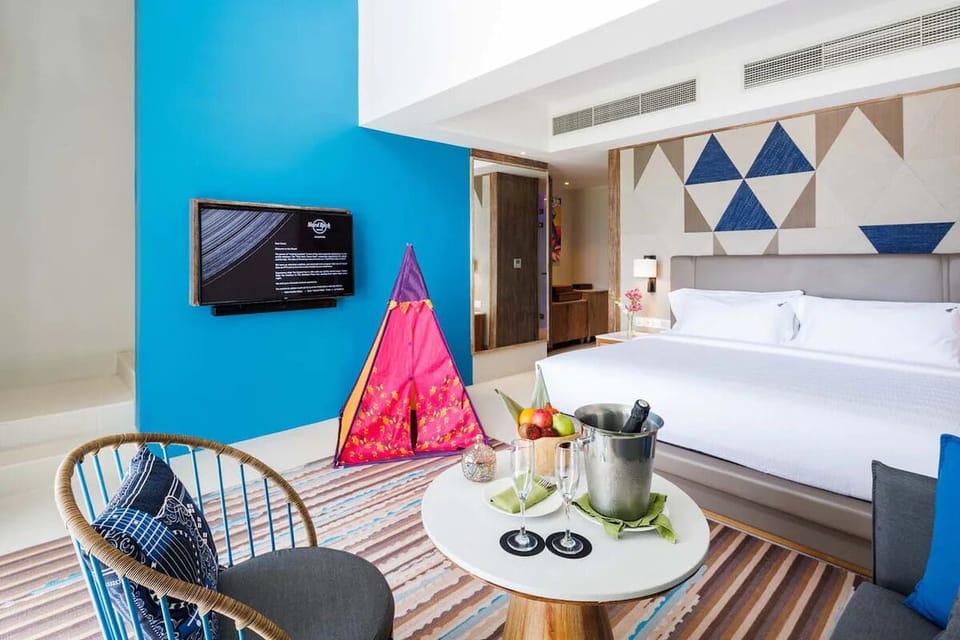 Unit with King size bed