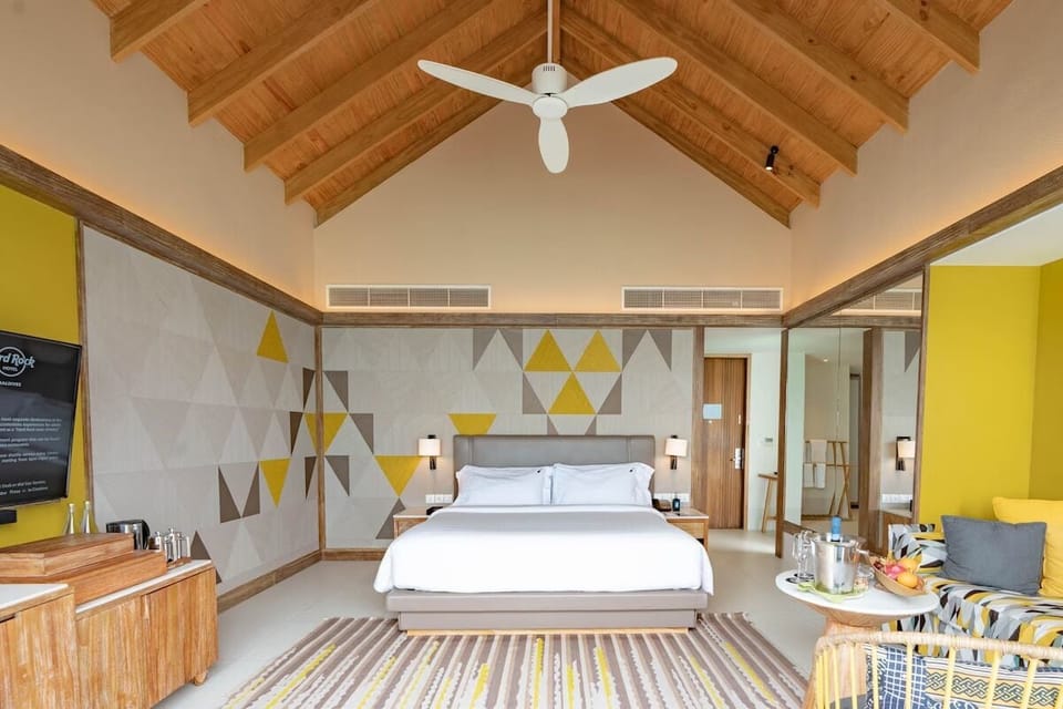 Unit with King size bed