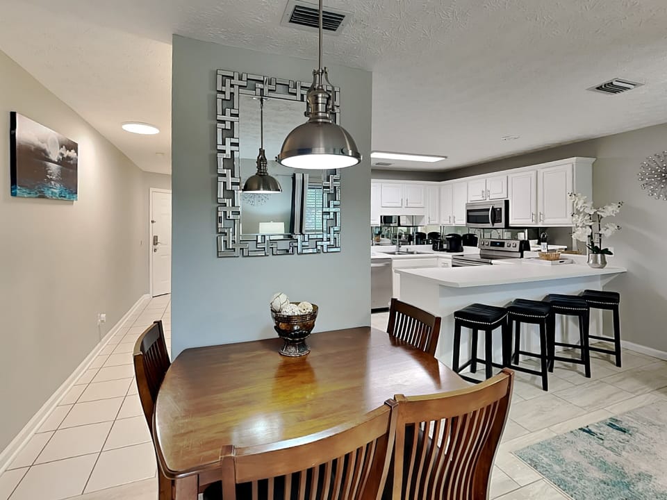 Dining Area and Kitchen Bar Seating
