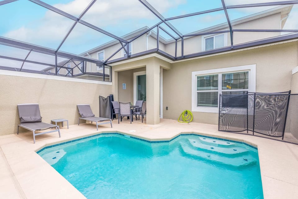 Your own private pool on vacation is always a plus!