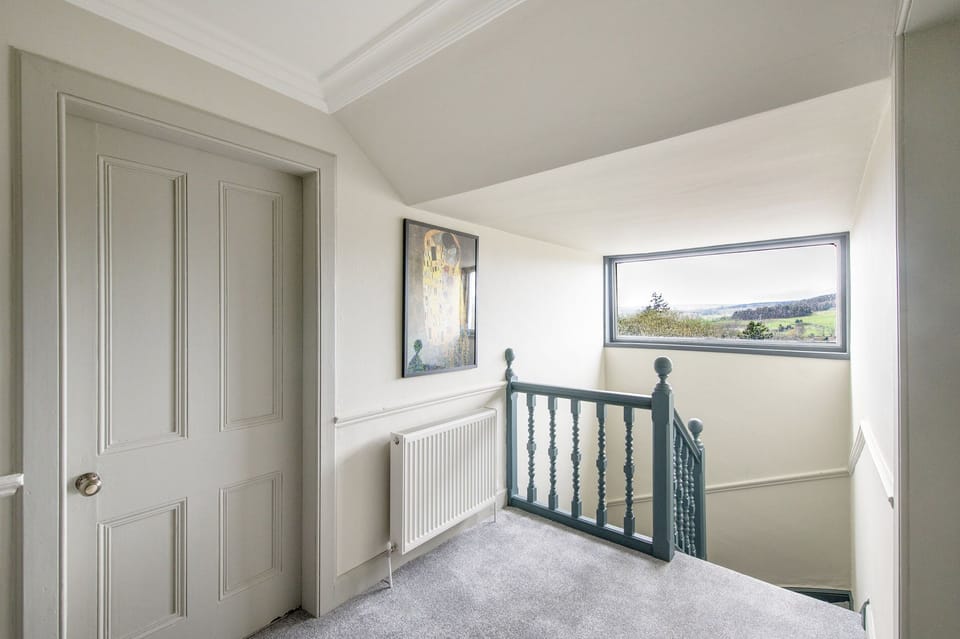 2nd floor balcony with view