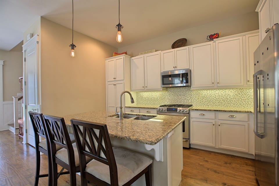 Updated Kitchen! 