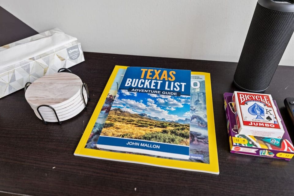 Bluetooth Speaker, Playing Cards