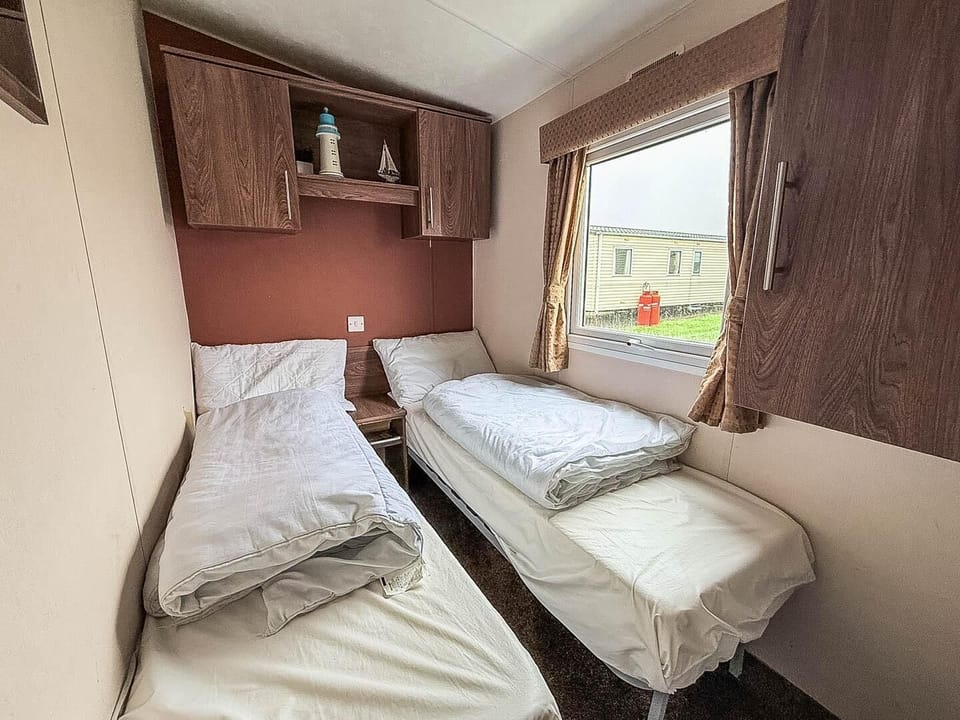 A 2cHolidays caravan holiday offers the perfect mix of relaxation and adventure for all ages!