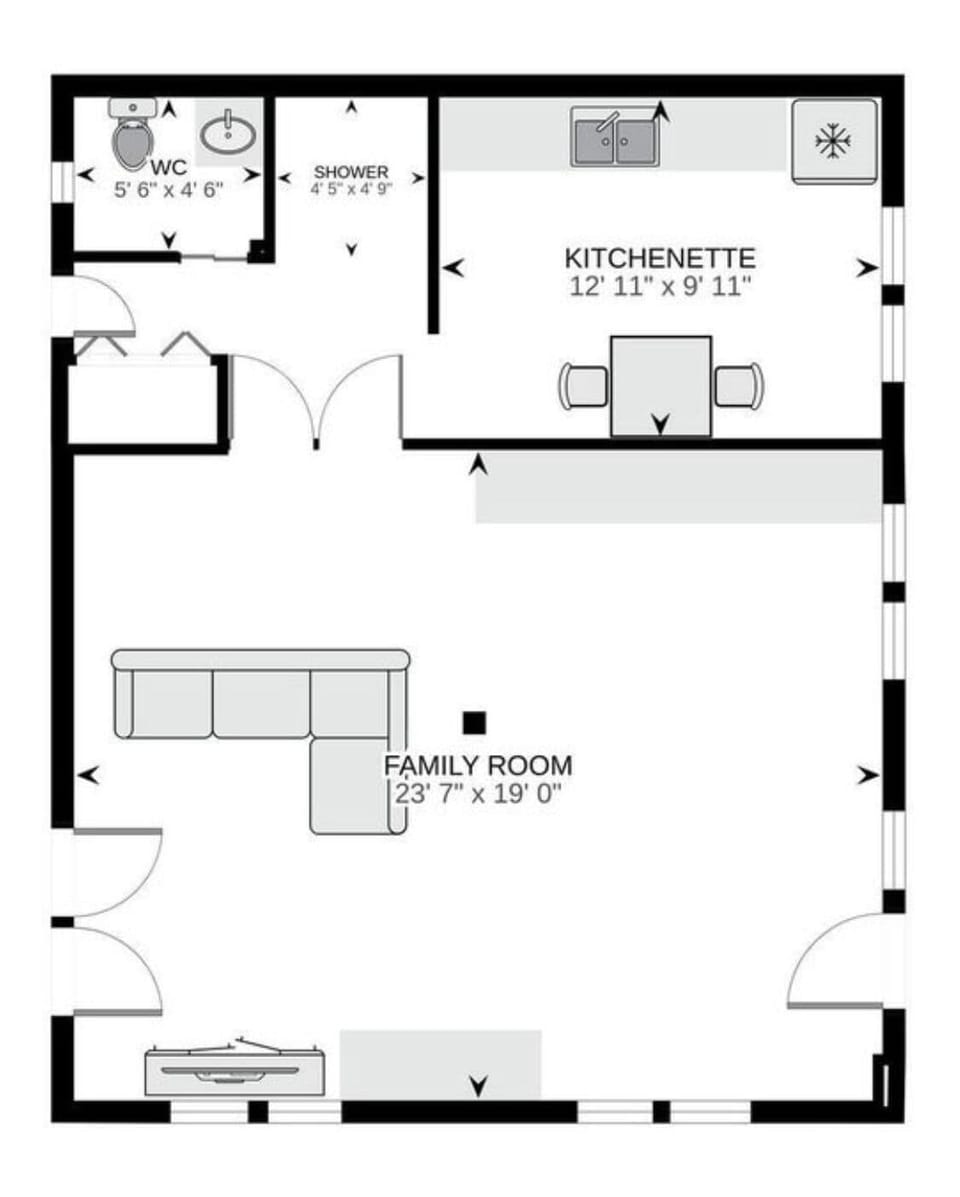 800 square foot guesthouse includes new King with hotel linens