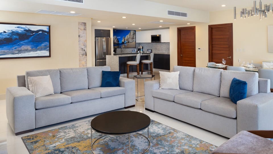  expansive living area