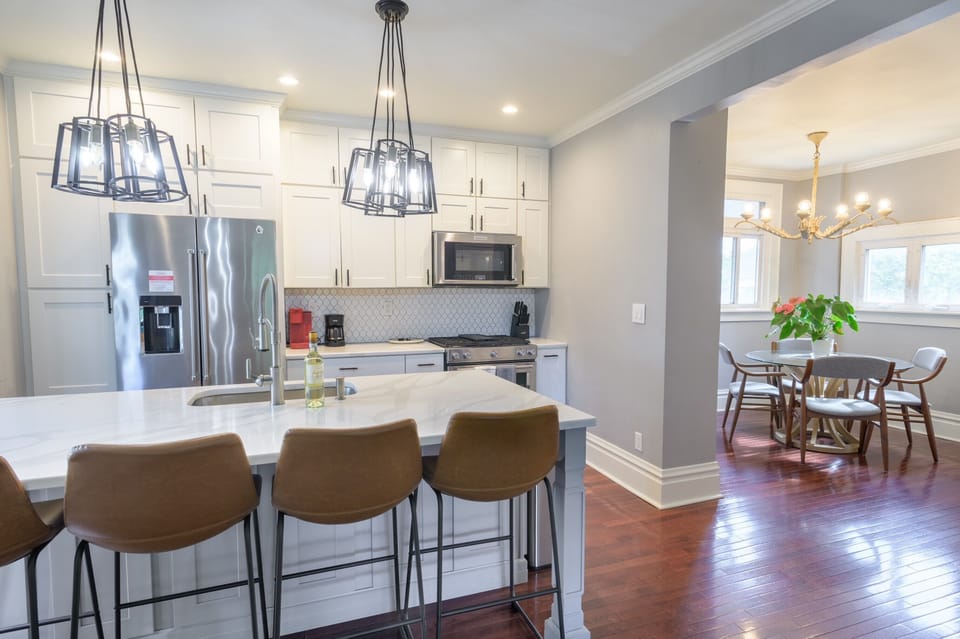 Guest Review:  From start to finish, this was a A+/5 Star Reservation.  The host offer many amenities that are so great to have for kids of various ages.  This house was a perfect stay!
