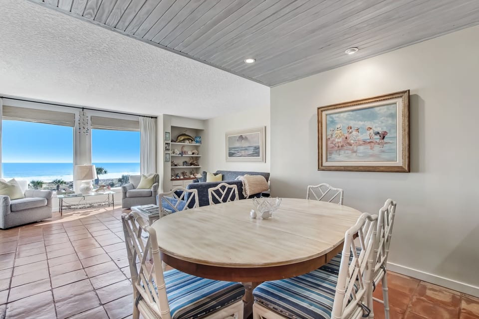 Dining Space with Table Seating for Six