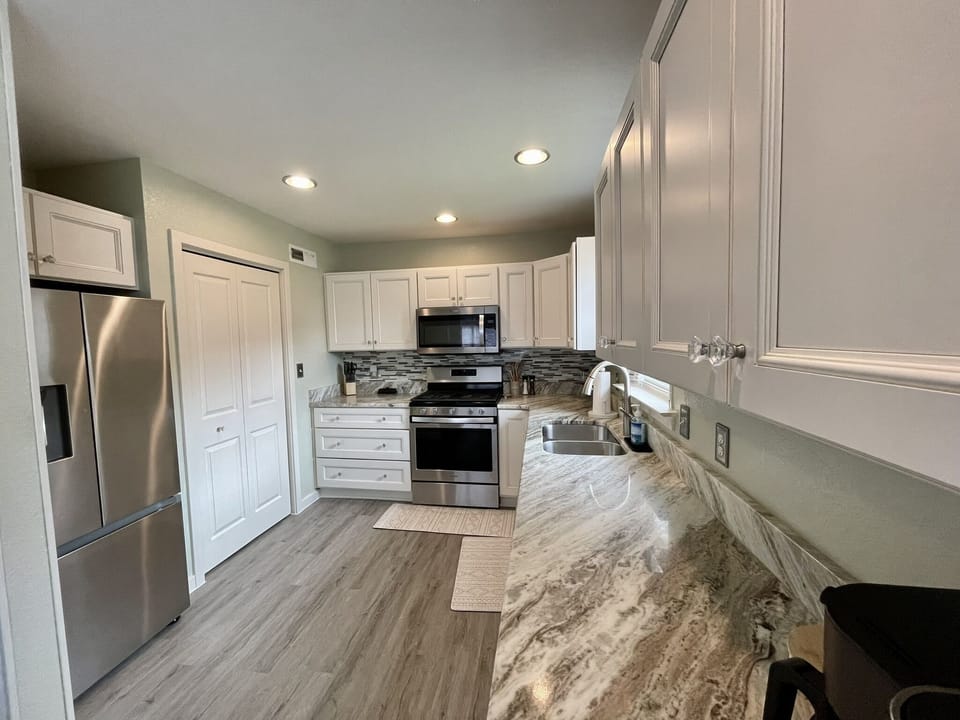 Kitchen (2)