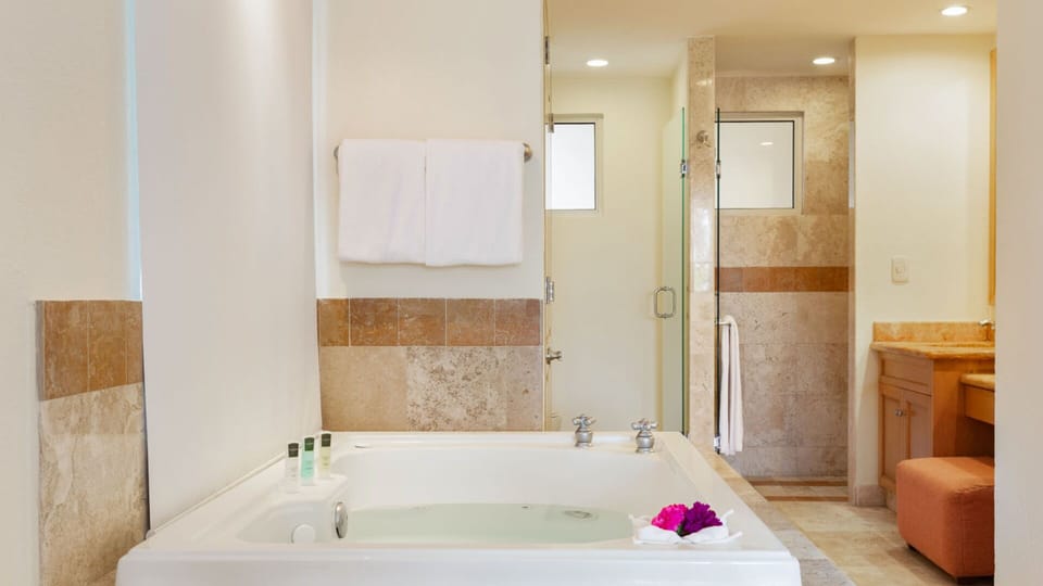 Free Standing Bathtub