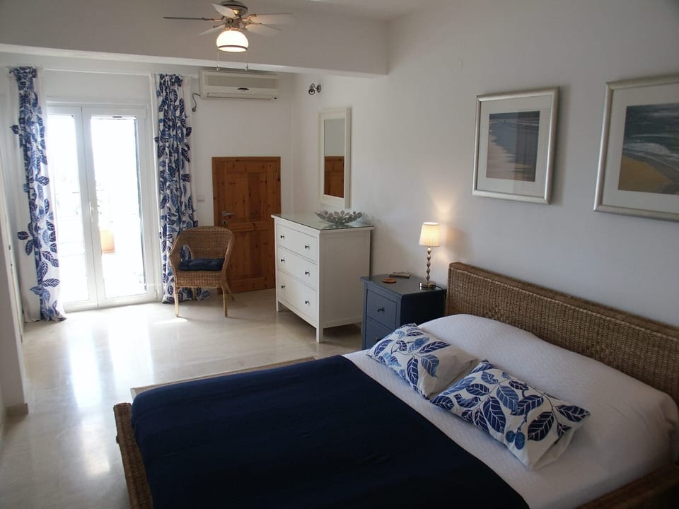 Lux apartment bedroom