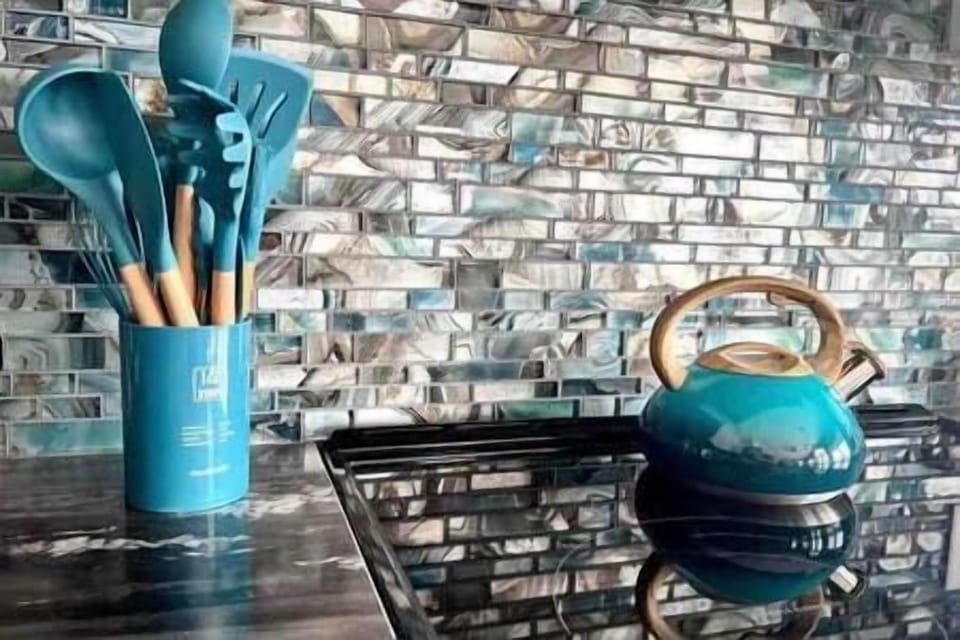 beautiful backsplash withy my favorite color accent items included for you to enjoy.