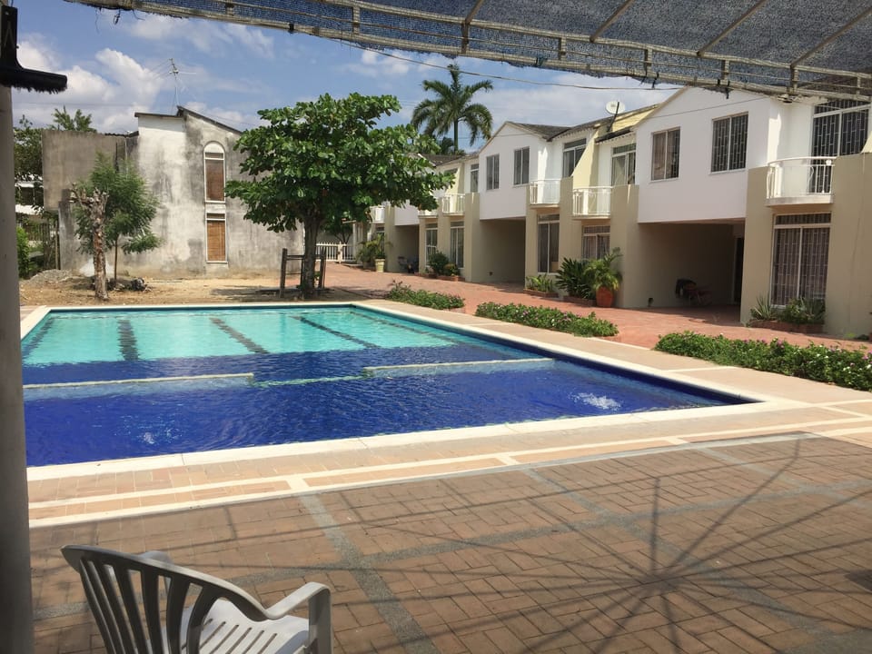 PISCINA COMUNAL