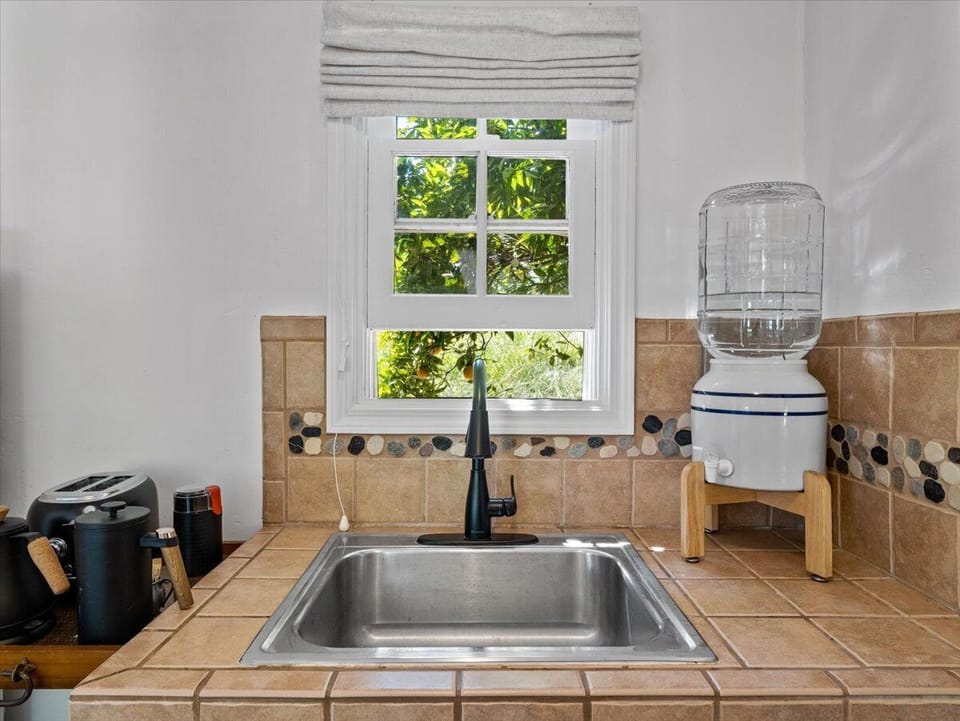 kitchen sink