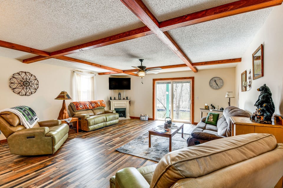 Peru Vacation Rental | 2BR | 1BA | 900 Sq Ft | Stairs Required